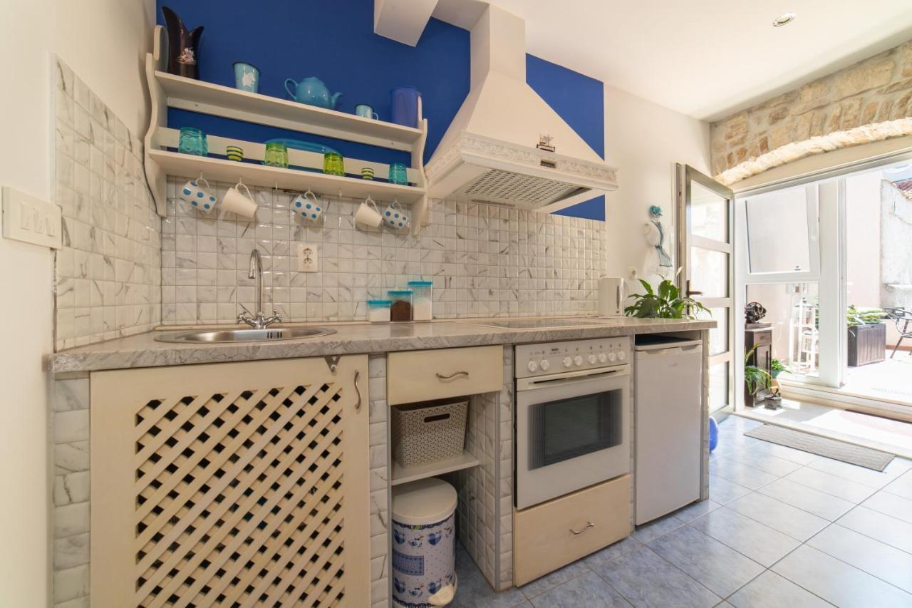 Apartments Villa Mira Kaštela Eksteriør billede