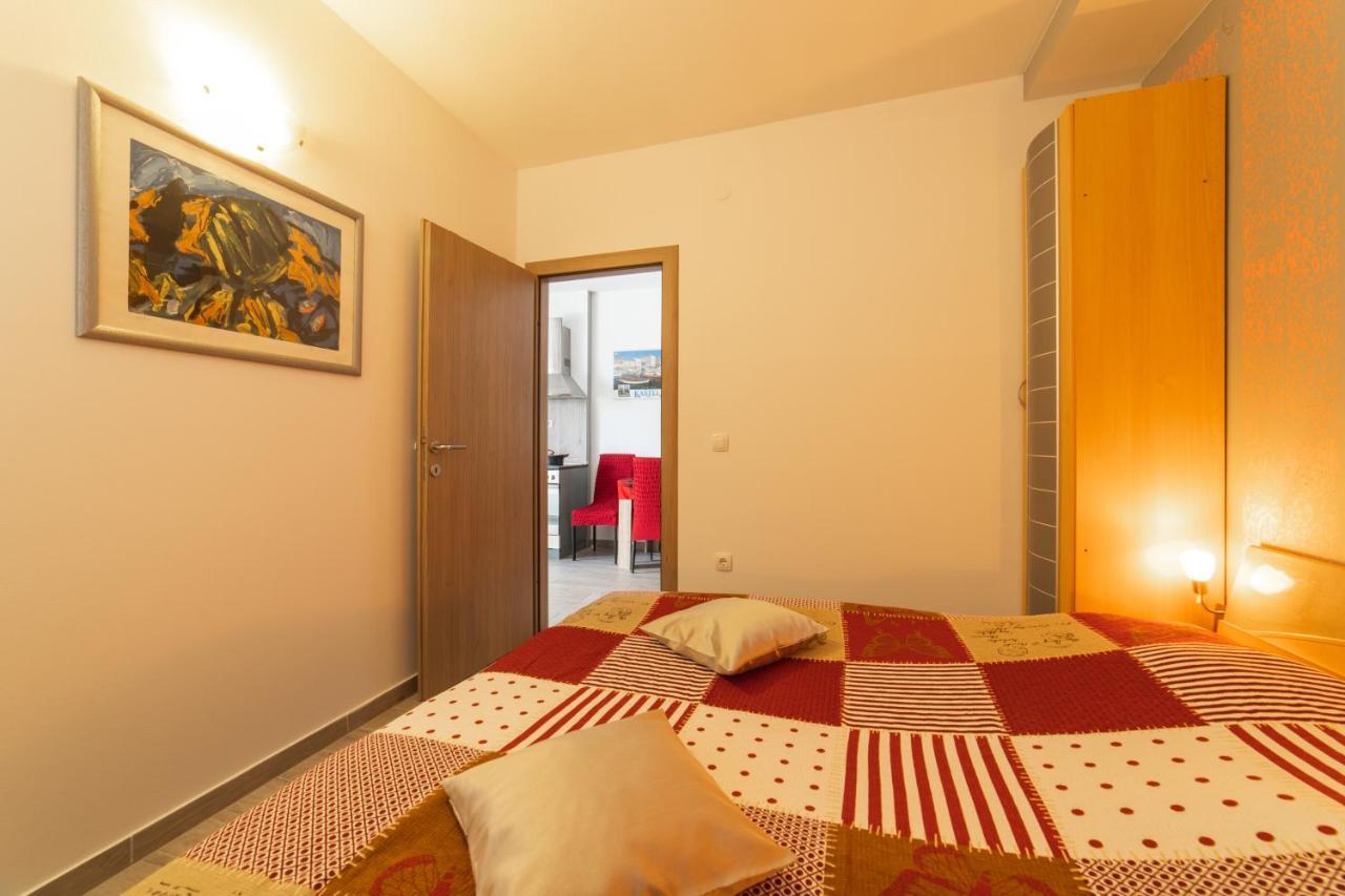 Apartments Villa Mira Kaštela Eksteriør billede